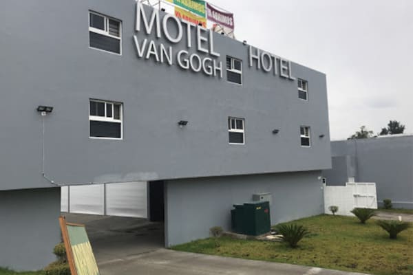 Motel Van Gogh en San Pedro Tlaquepaque, Jalisco