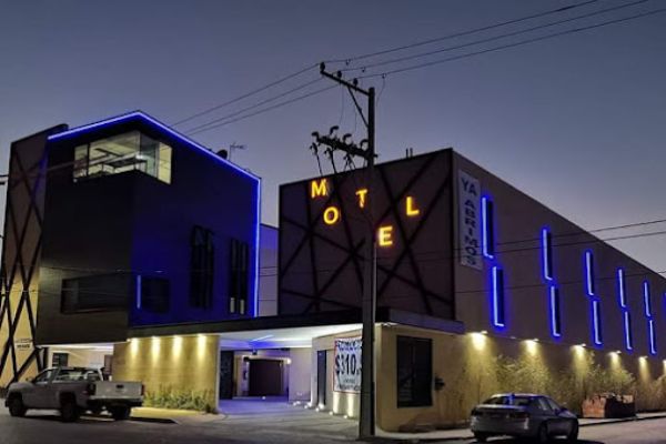Baby Blue Motel en Saltillo, Coahuila