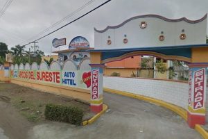 Auto Hotel Arcos del Sureste en Villahermosa