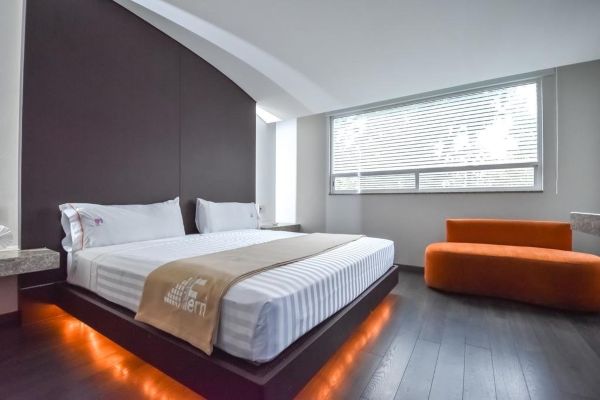 Hotel & Suites Ferri en Gustavo A. Madero, CDMX
