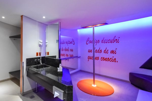 Hotel & Suites Ferri en Gustavo A. Madero, CDMX